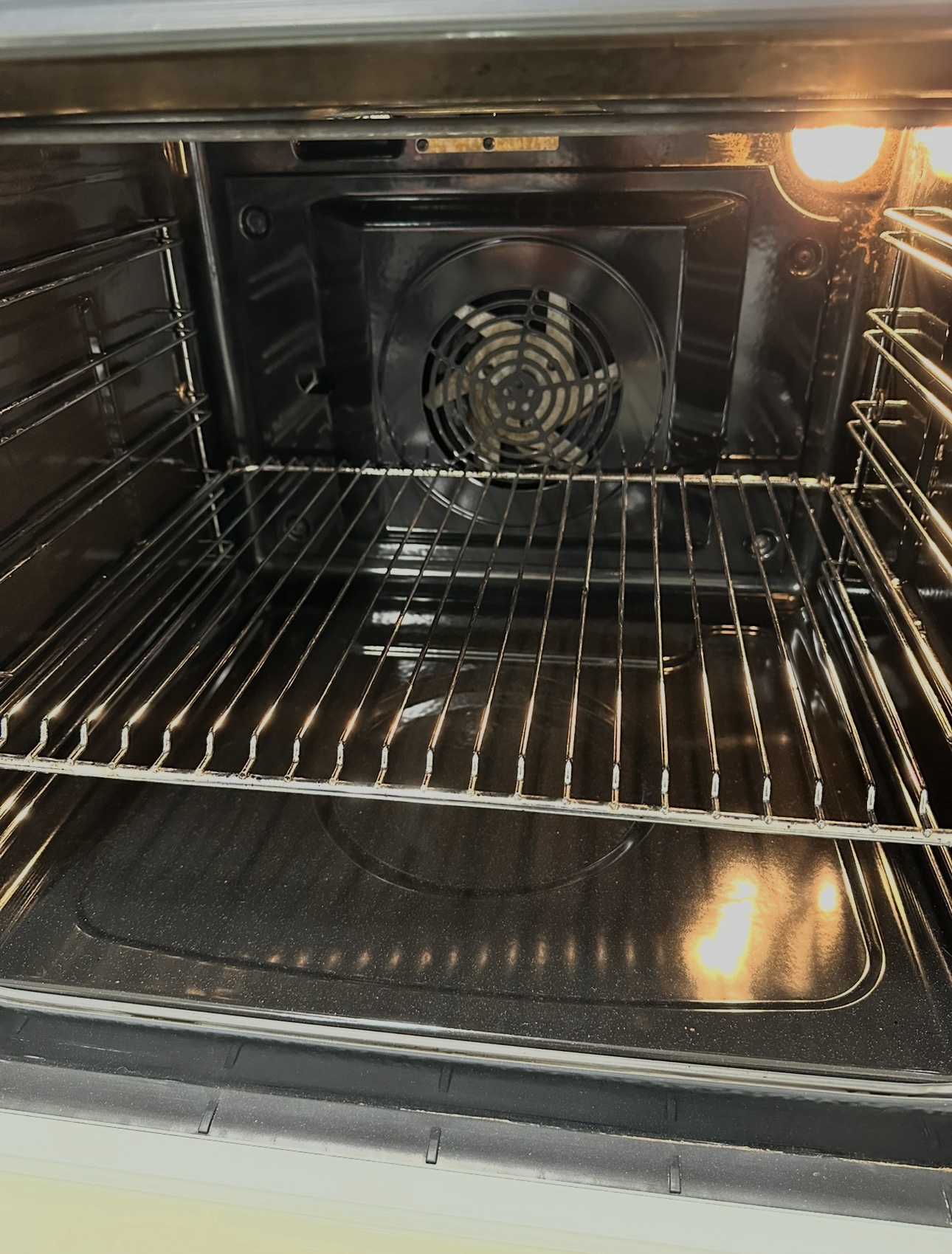 Electrolux Spis med Glaskeramikhäll – 60 cm (Vit) - Bild 5