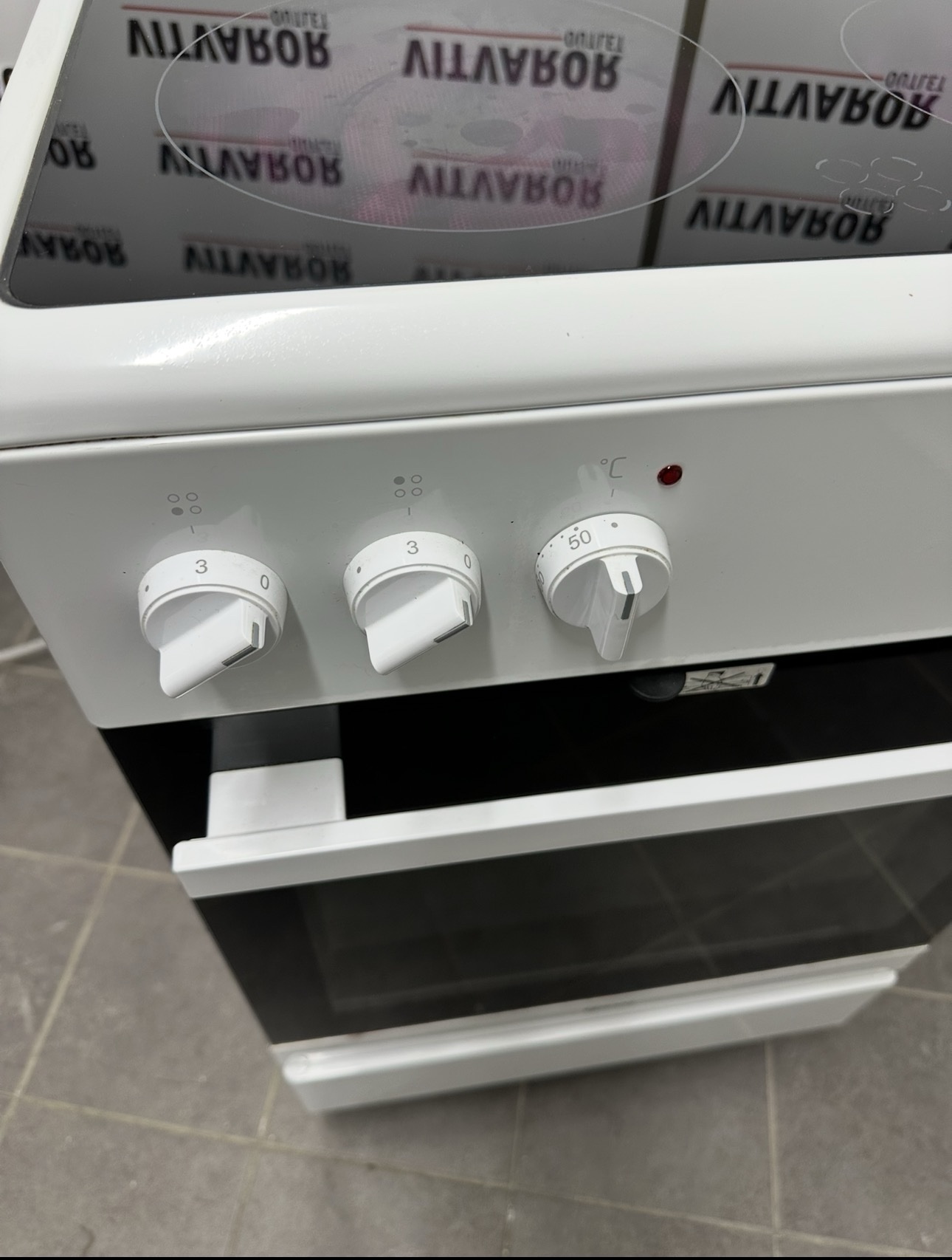 Spis 50 cm – Glaskeramikhäll & Ugn | Fungerar bra - Bild 7