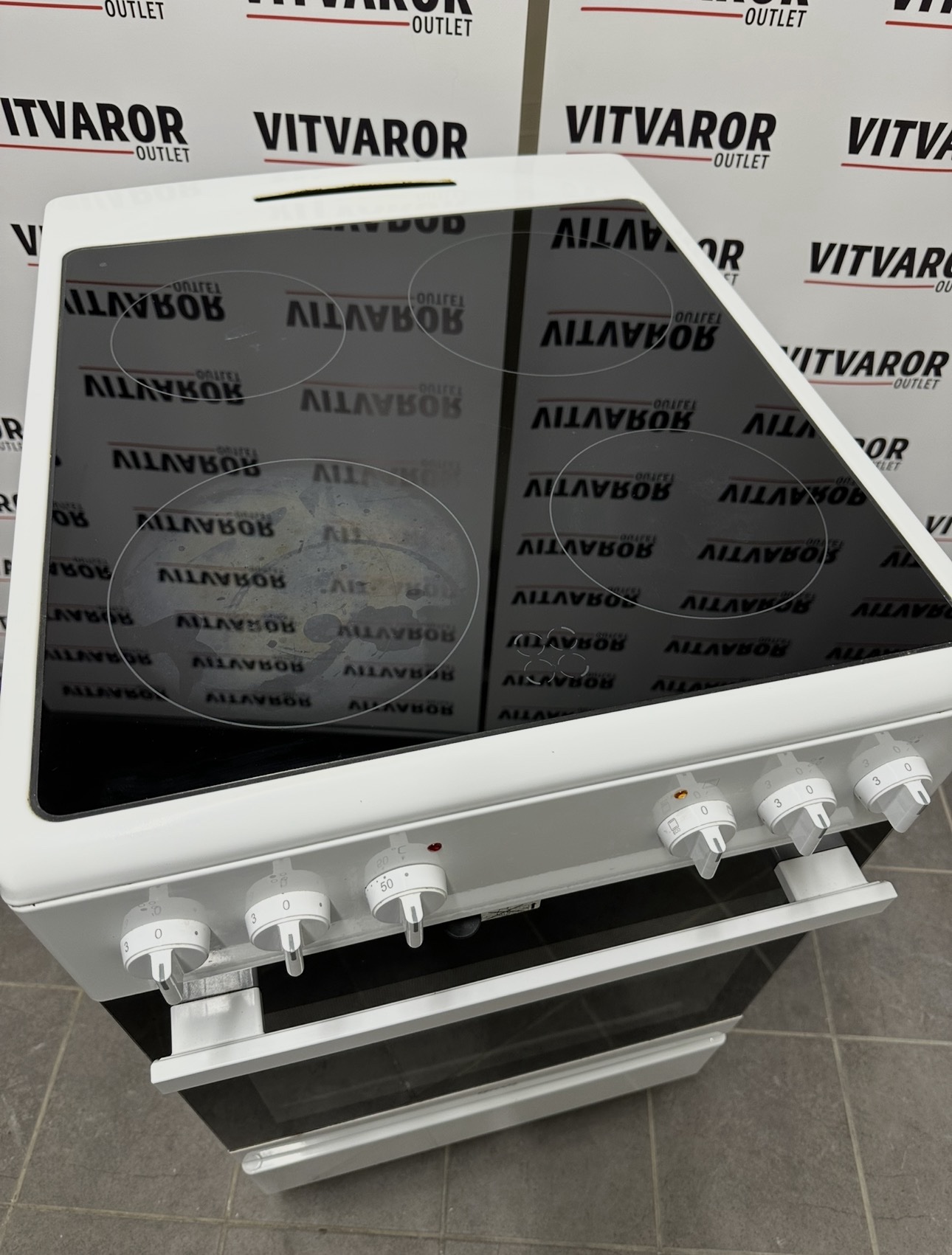 Spis 50 cm – Glaskeramikhäll & Ugn | Fungerar bra - Bild 3