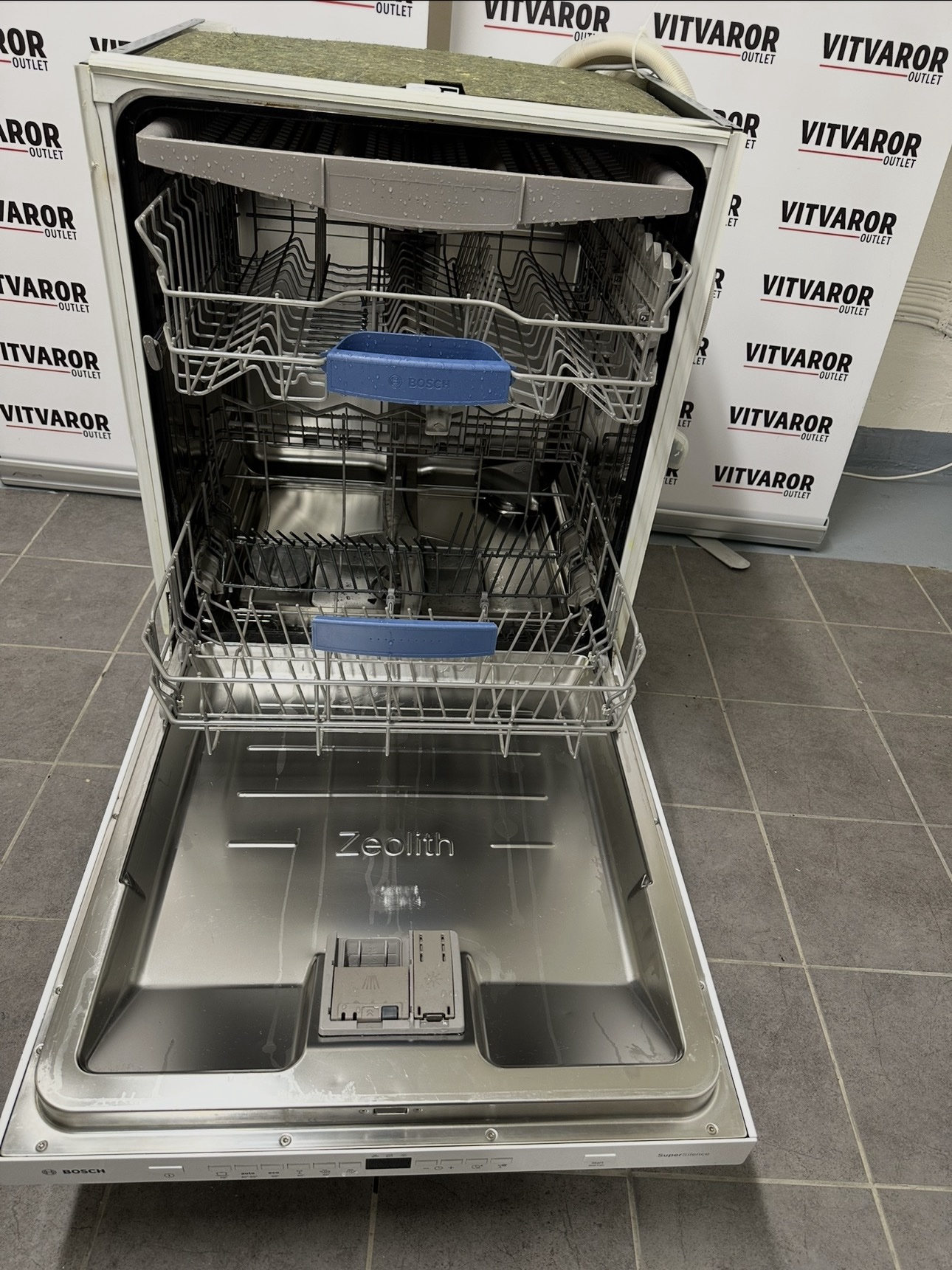 Bosch integrerad diskmaskin – 60 cm – Zeolith – Begagnad - Bild 3