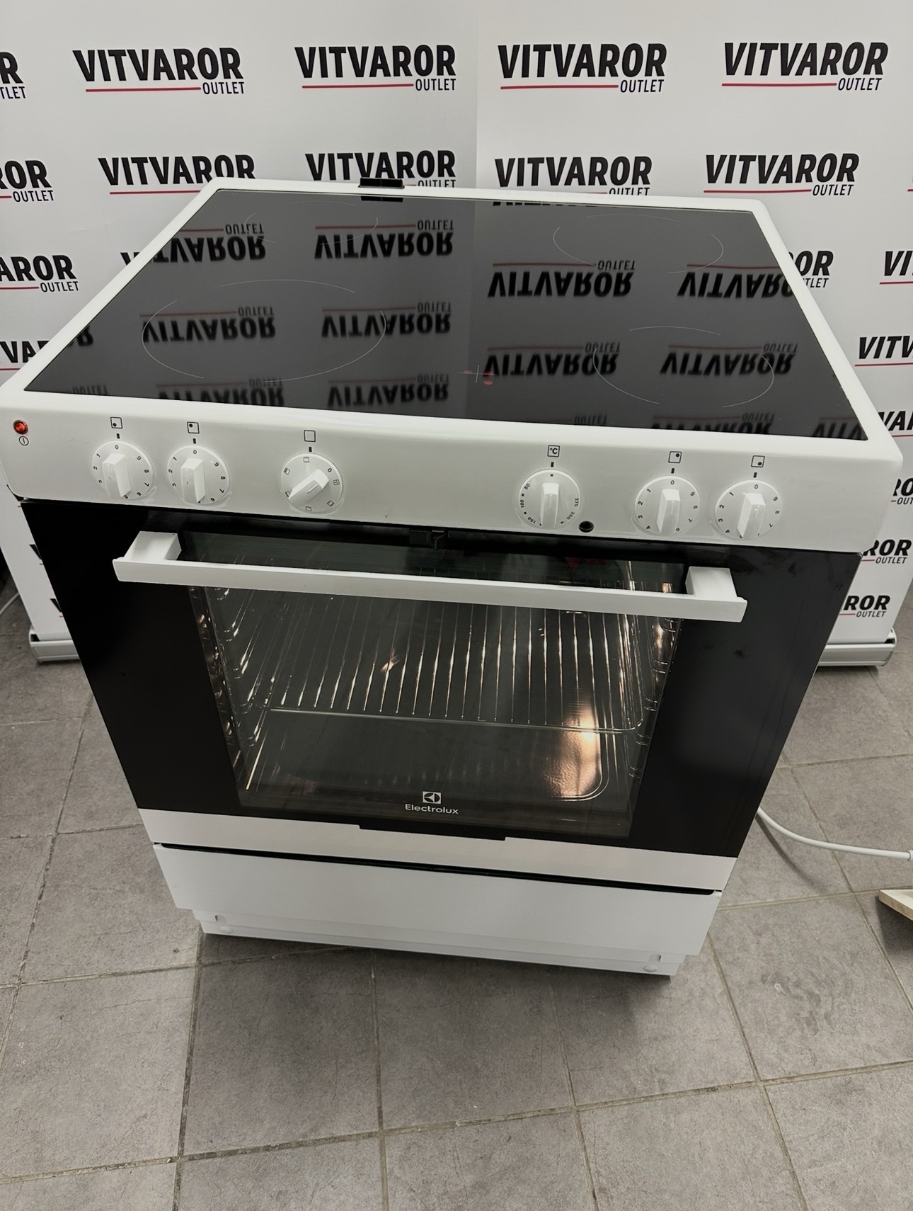 Electrolux spis med keramikhäll – 70 cm – Begagnad - Bild 6