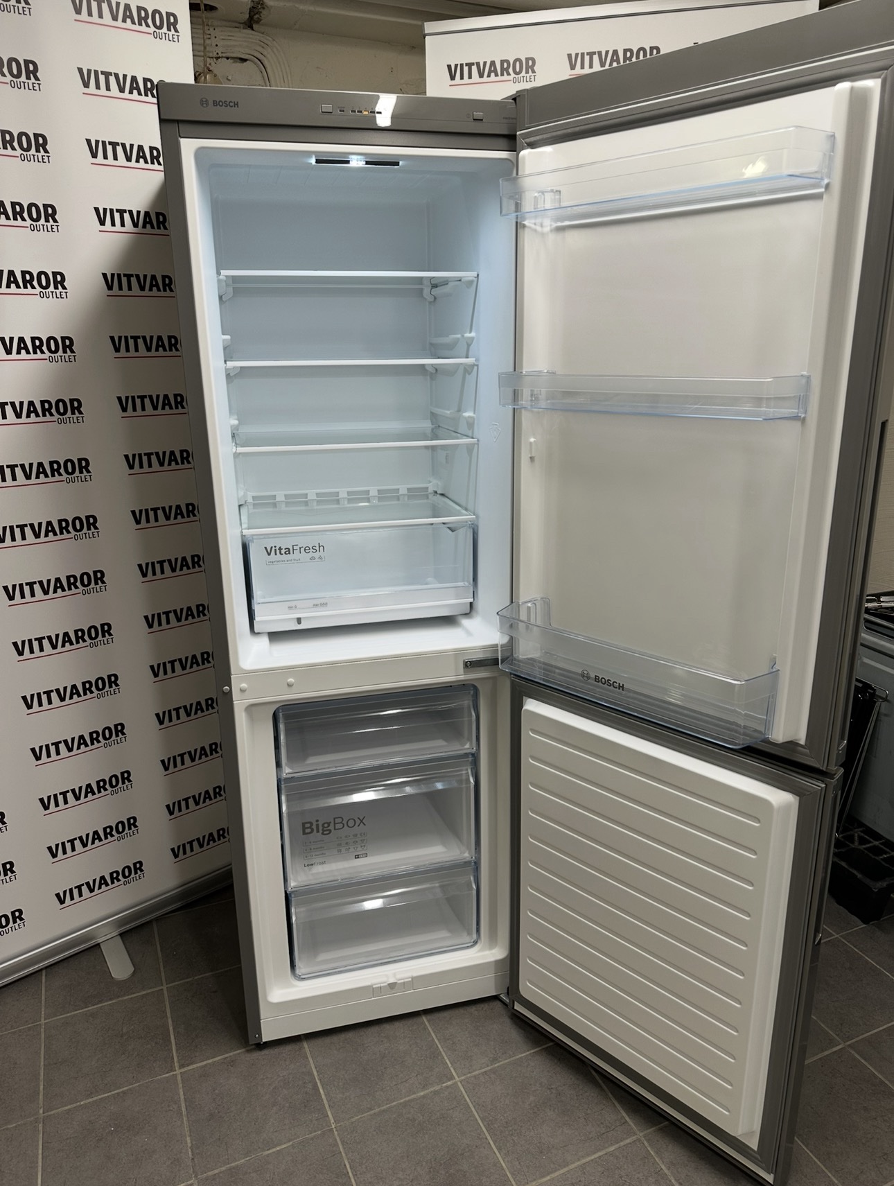 Bosch Kyl/Frys – 175 cm – Rostfri look – VitaFresh & BigBox begagnad - Bild 2