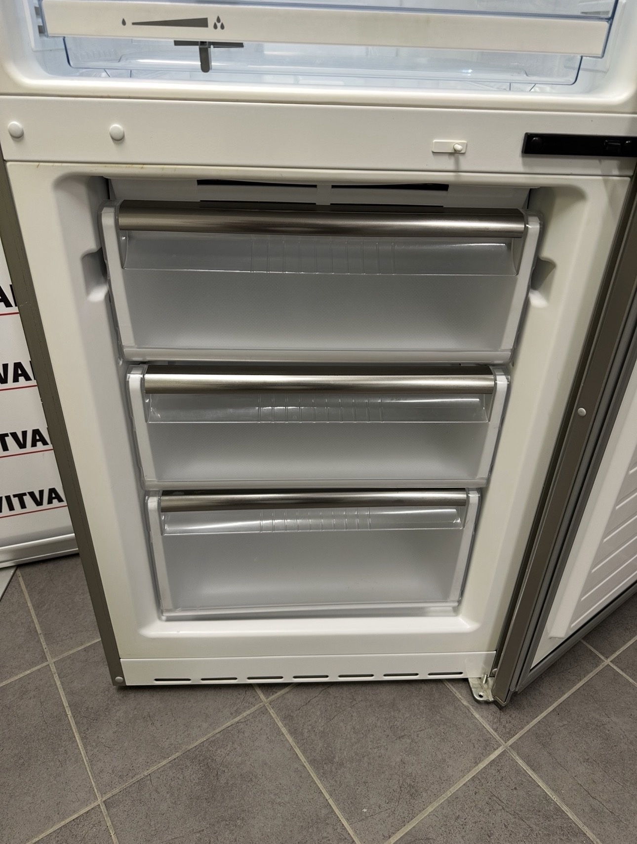 Siemens kyl & frys – rostfri | NoFrost | 2200 kr - Bild 6