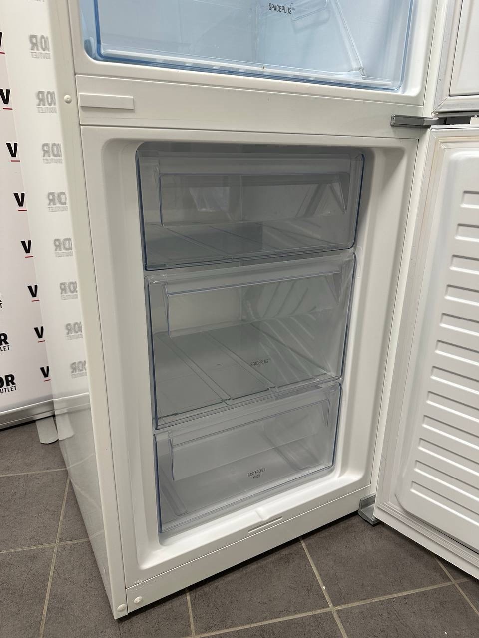 Electrolux kyl/frys – 200 cm – 3200 kr begagnad - Bild 4