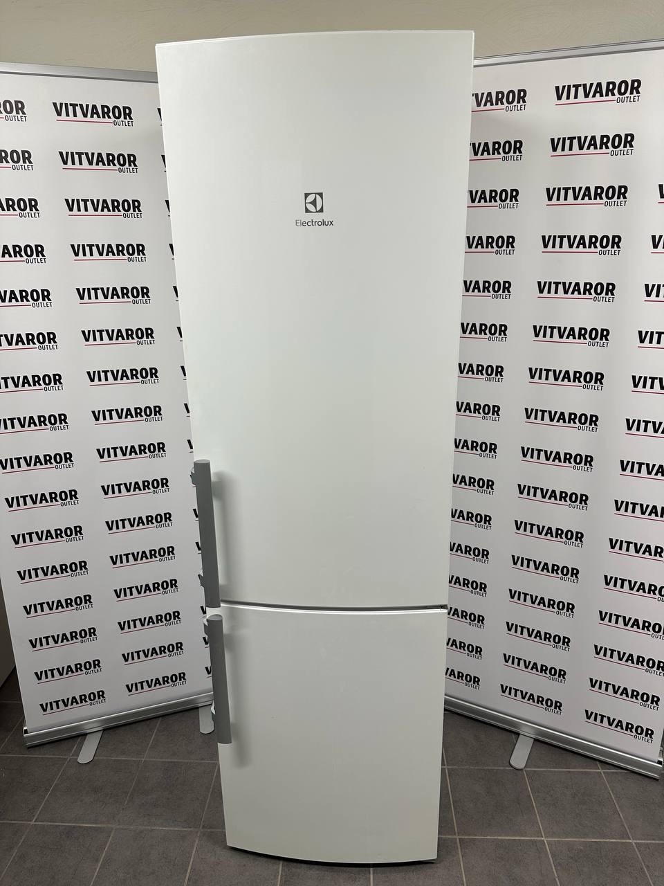 Electrolux kyl/frys – 200 cm – 3200 kr begagnad - Bild 2