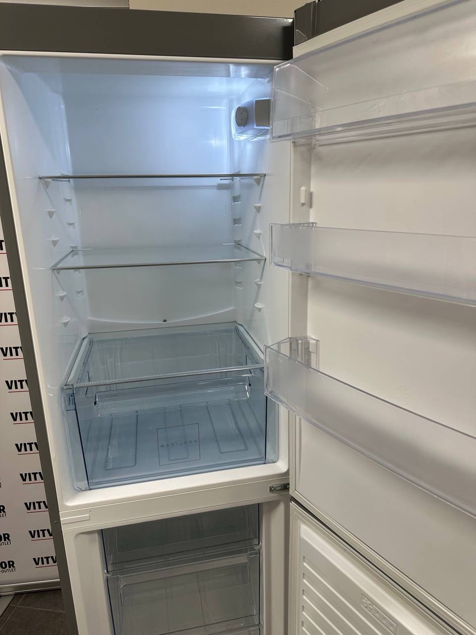 Begagnad Electrolux kyl/frys i rostfritt utförande säljes - Bild 9