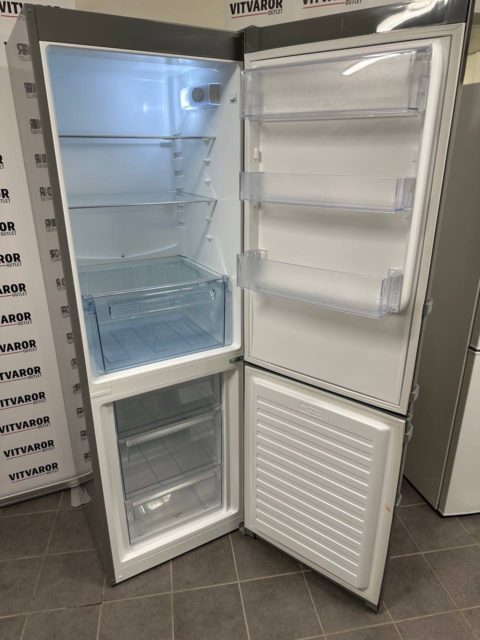 Begagnad Electrolux kyl/frys i rostfritt utförande säljes - Bild 10