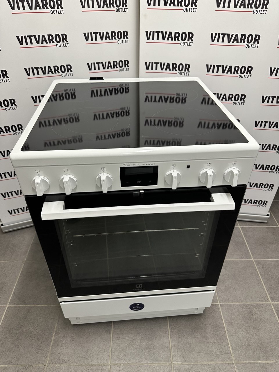 Electrolux LKR66440SW Keramikspis 60 cm – SteamBake, AirFry och Varmluft
