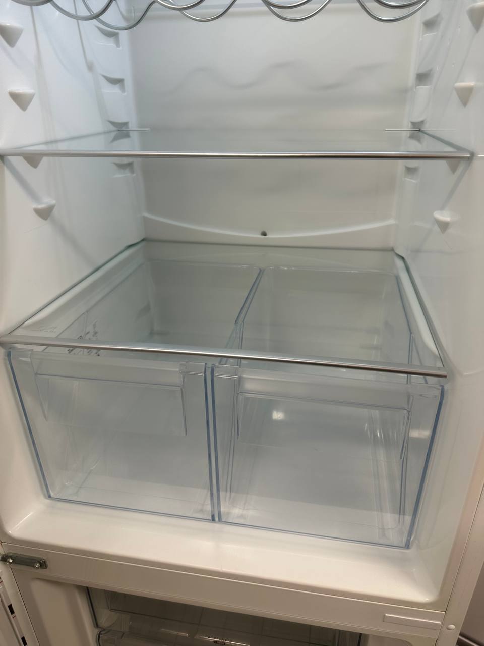 Begagnad Electrolux LNT5NF33W3 Kyl/Frys 220/72L Vit - Bild 6