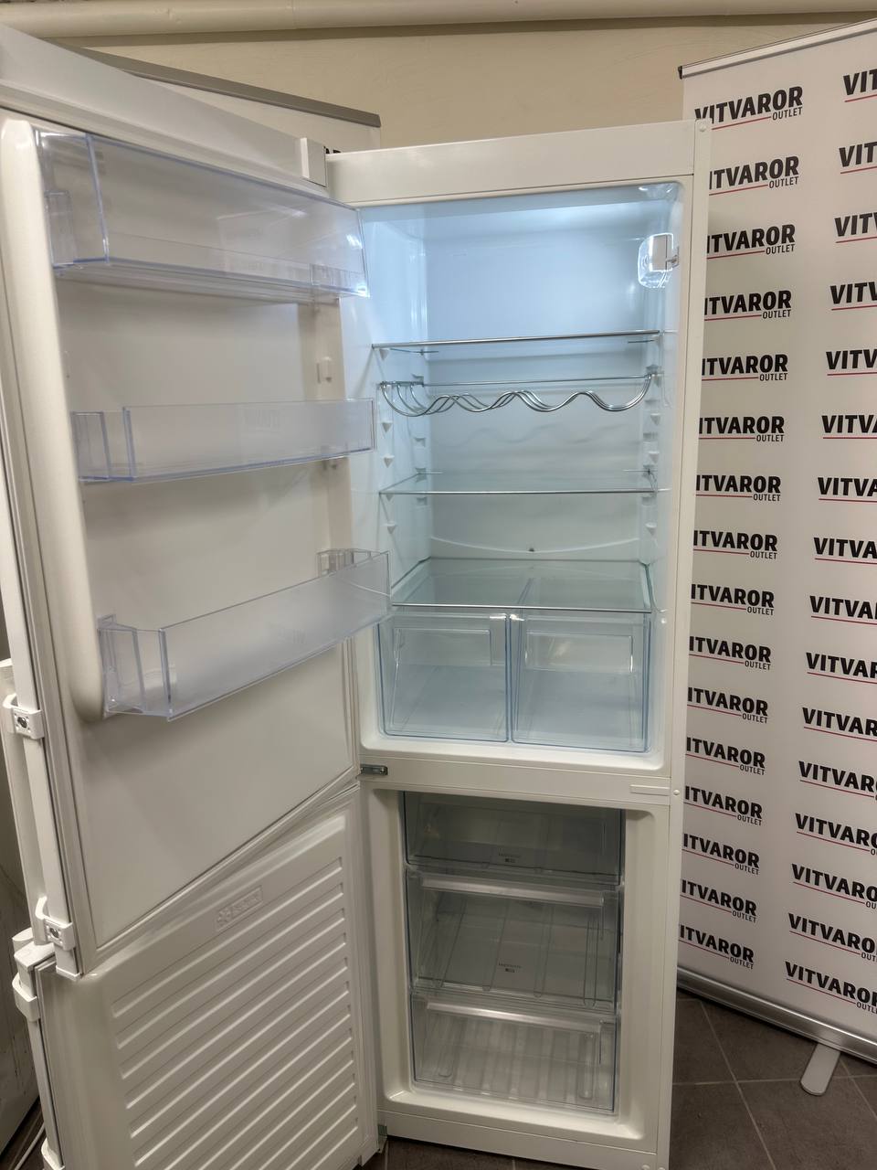 Begagnad Electrolux LNT5NF33W3 Kyl/Frys 220/72L Vit - Bild 3