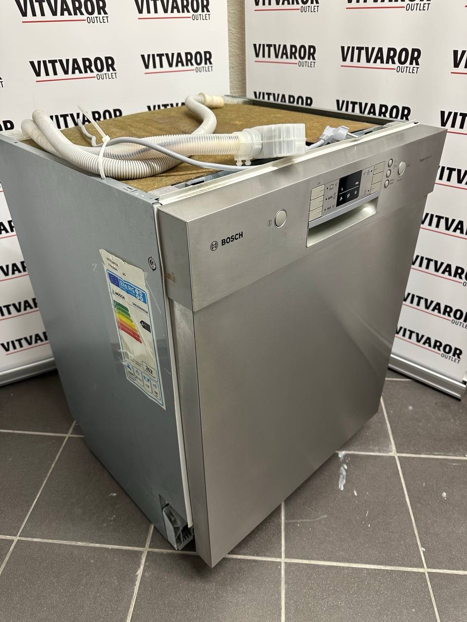 Bosch SuperSilence Integrerad Diskmaskin – Rostfri Front – A++ – 2 990 kr ✨ - Bild 4