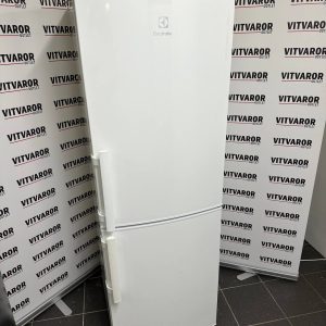 Electrolux EN3201MOW kyl och frys framifrån