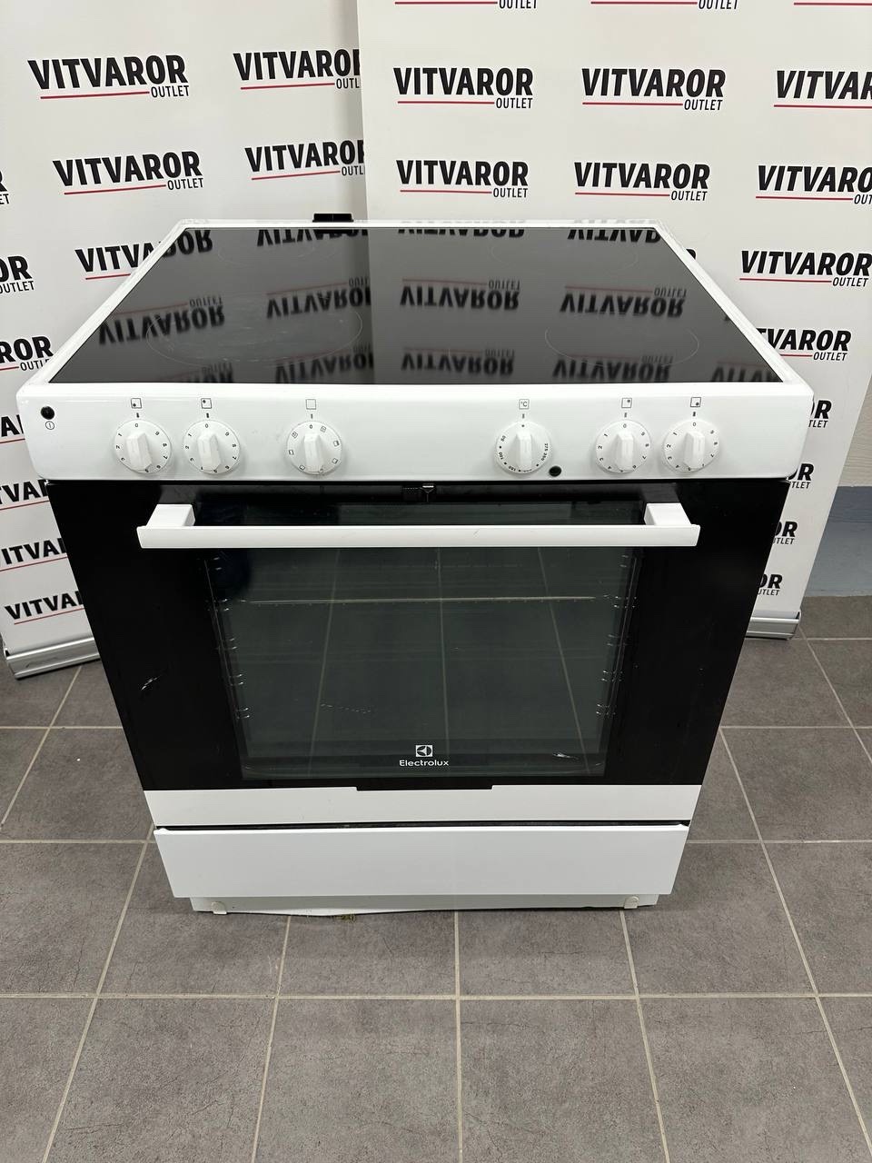 Electrolux 70 cm spis med glaskeramikhäll – Begagnad