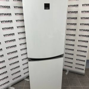 Elektro Helios KF32501 kyl frys framifrån