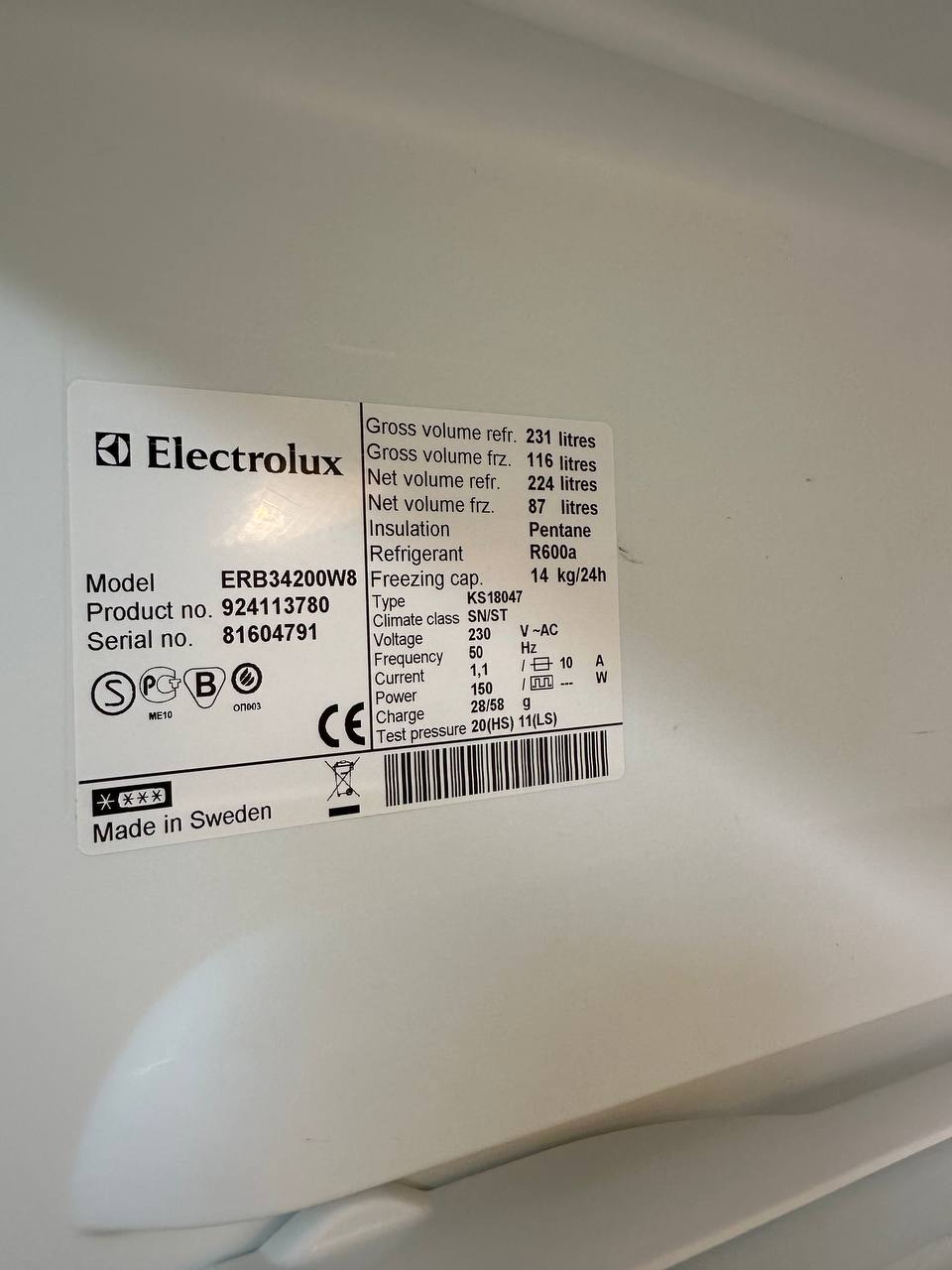 Typskylt Electrolux ERB34200W8