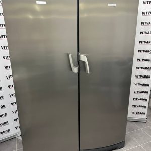 Begagnat Electrolux kyl och frys paket ERE34400X EUF29400X i rostfritt
