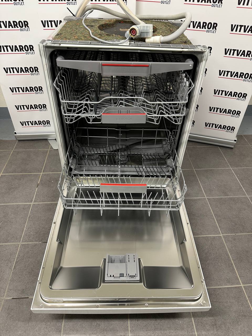 Bosch SMU46KW02S/28 invändigt