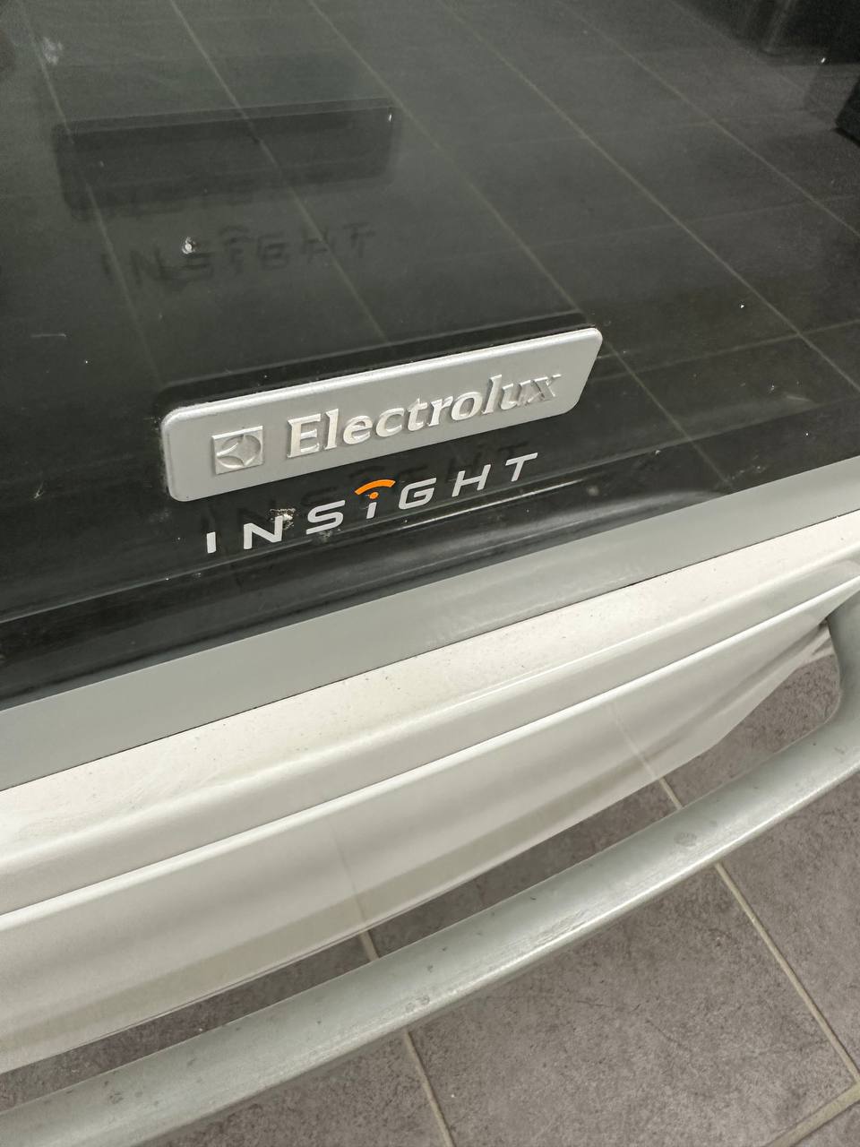 Begagnad Electrolux EKC60154 keramisk spis