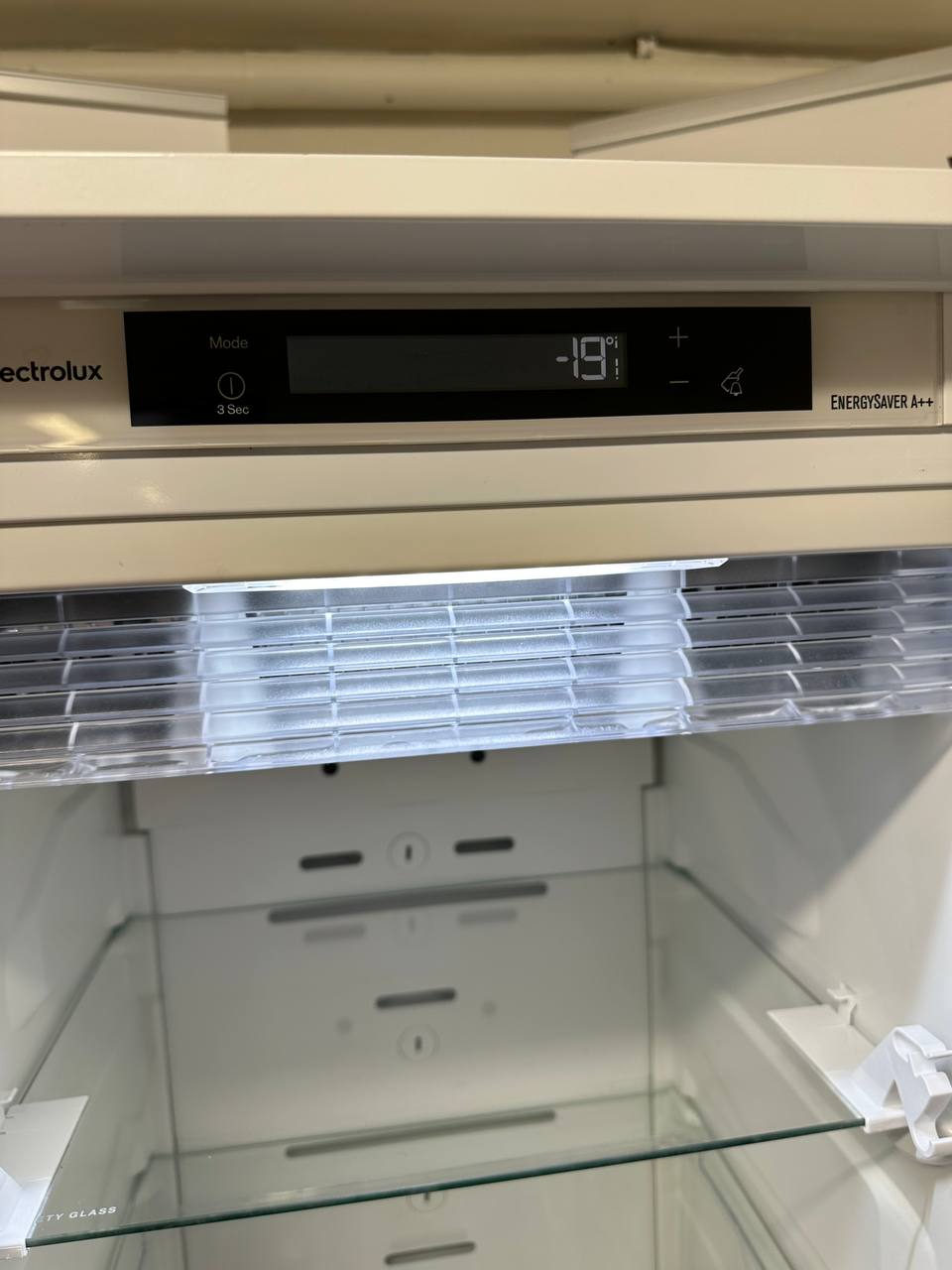 Electrolux EUC2245AOW elektronisk display