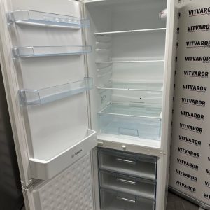Bosch kyl/frys 228 liter kyl och 87 liter frys