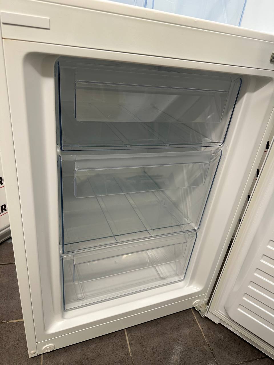 Electrolux kyl/frys med tre fryslådor