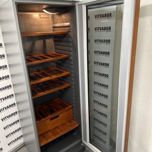 Electrolux ERC3711WS vinkyl med glasdörr