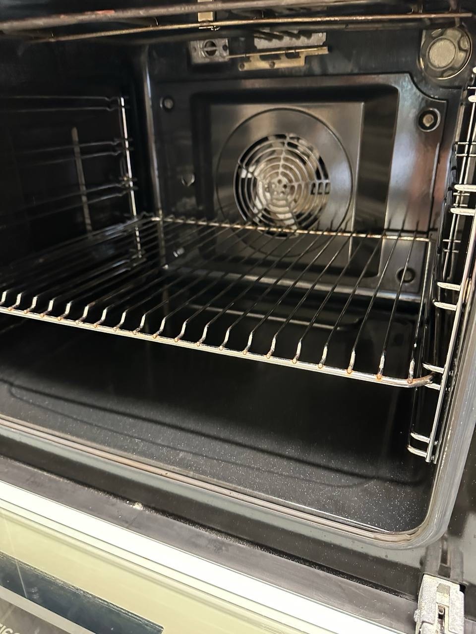 Begagnad Electrolux EKC7051BOW spis 70 cm – glaskeramik & varmluft - Bild 4