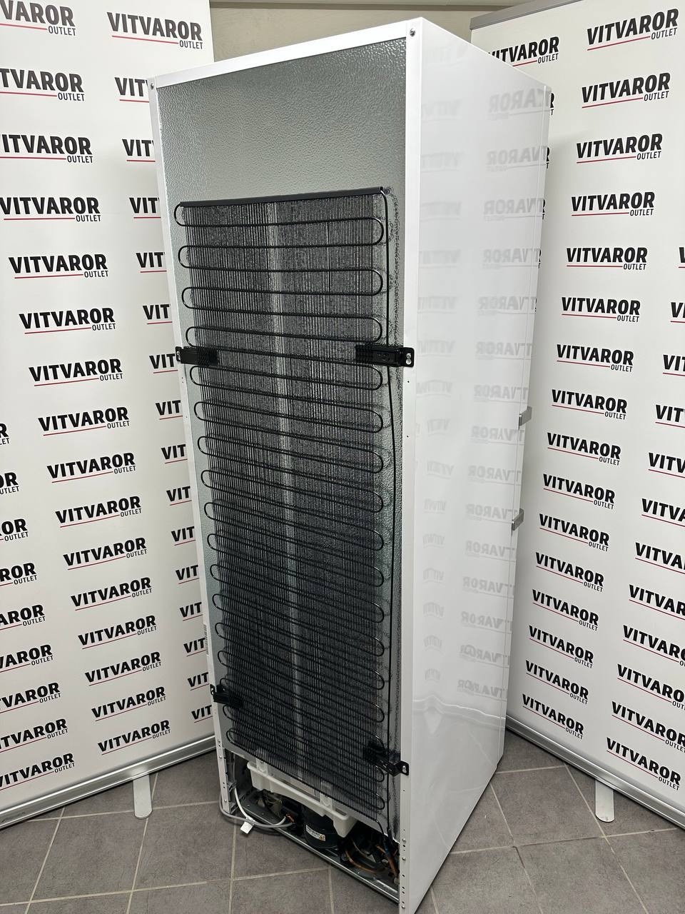 Begagnat Electrolux kylskåp – 395 liter – DynamicAir - Bild 10