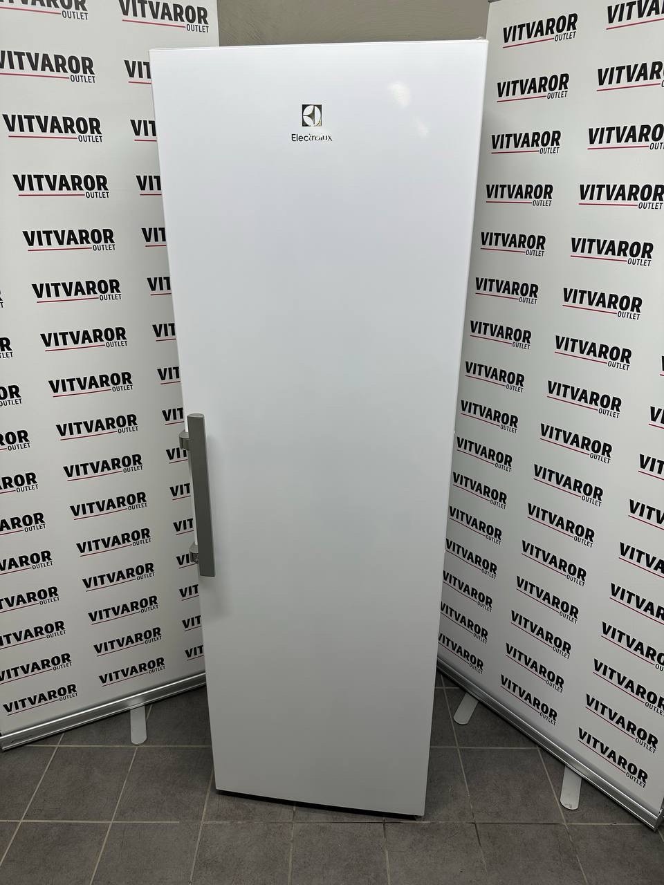 Begagnat Electrolux kylskåp – 395 liter – DynamicAir - Bild 3