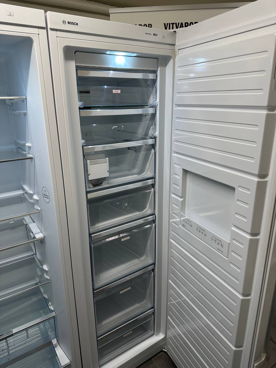 Bosch GSN36BW30 NoFrost frysskåp 237 liter