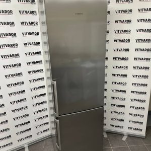 Begagnad Siemens kyl frys KG39EBI40 rostfri