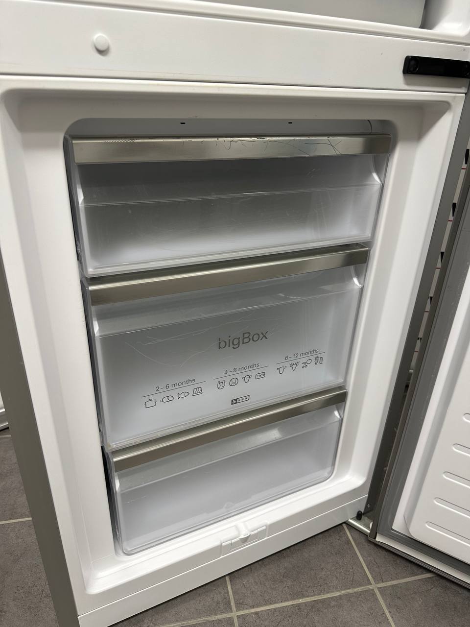 Begagnad Siemens kyl/frys 200 cm A+++ – KG39EBI40 / KG39EAI40 - Bild 21