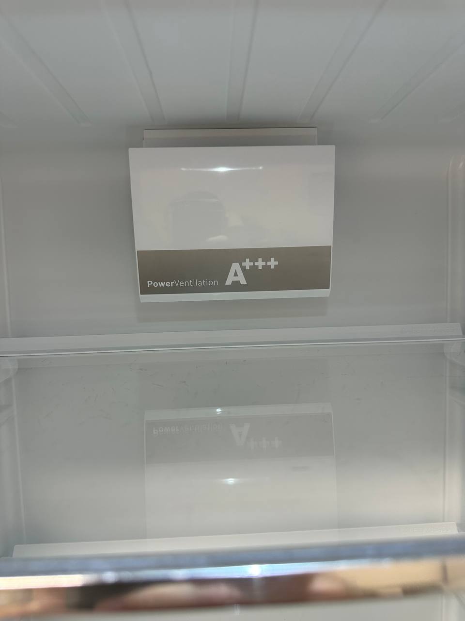 Bosch KGE36MW40 med PowerVentilation
