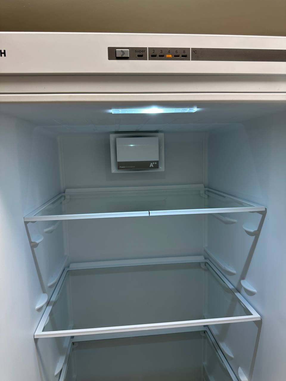 Bosch KSV36NW30 elektronisk temperaturstyrning