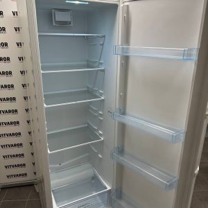 Bosch KSV36NW30 kylskåp invändigt