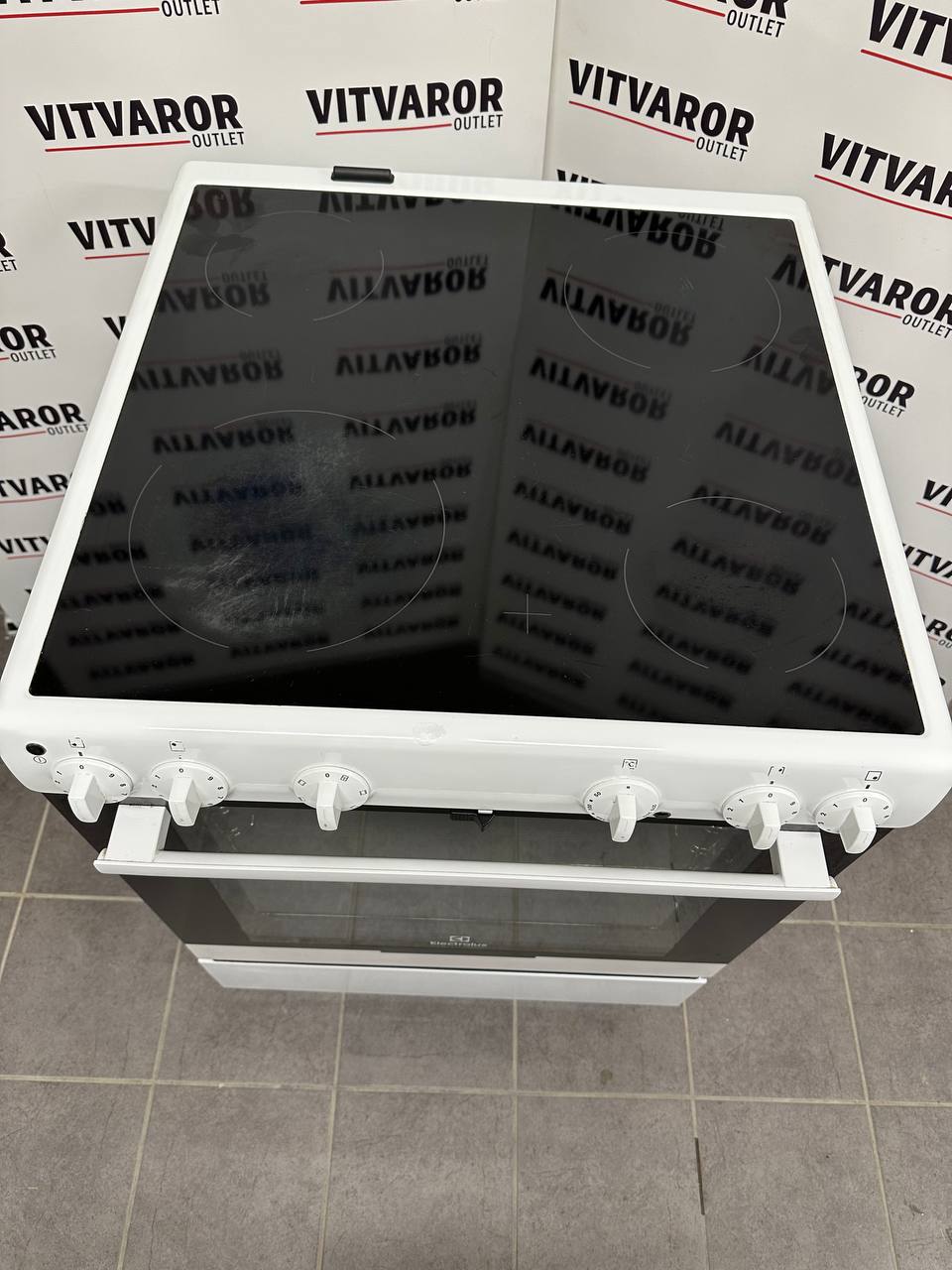 Electrolux EKC6012AHW glaskeramisk spis