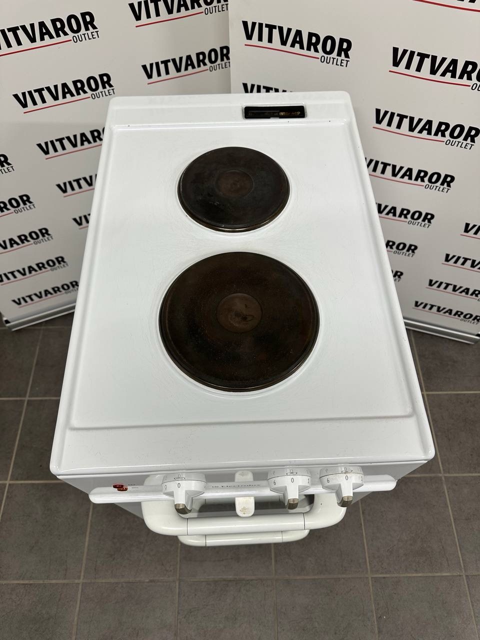 Electrolux spis 40 cm med två gjutjärnsplattor ovanifrån