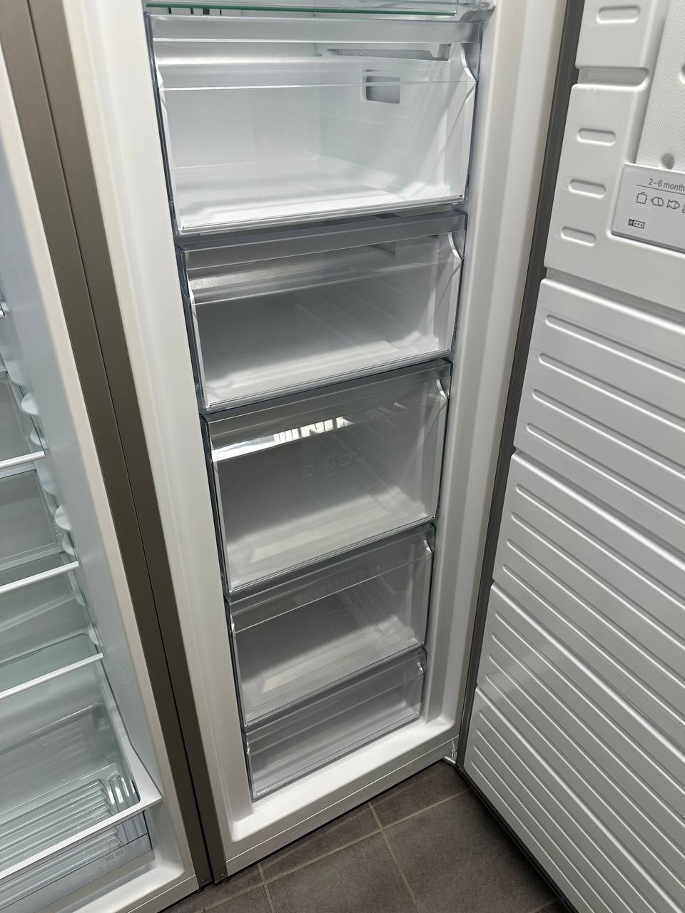 Begagnat Siemens kyl- och fryspaket KS36VVI30/07 + GS36NVI30/06 – 583 L, A++ - Bild 9