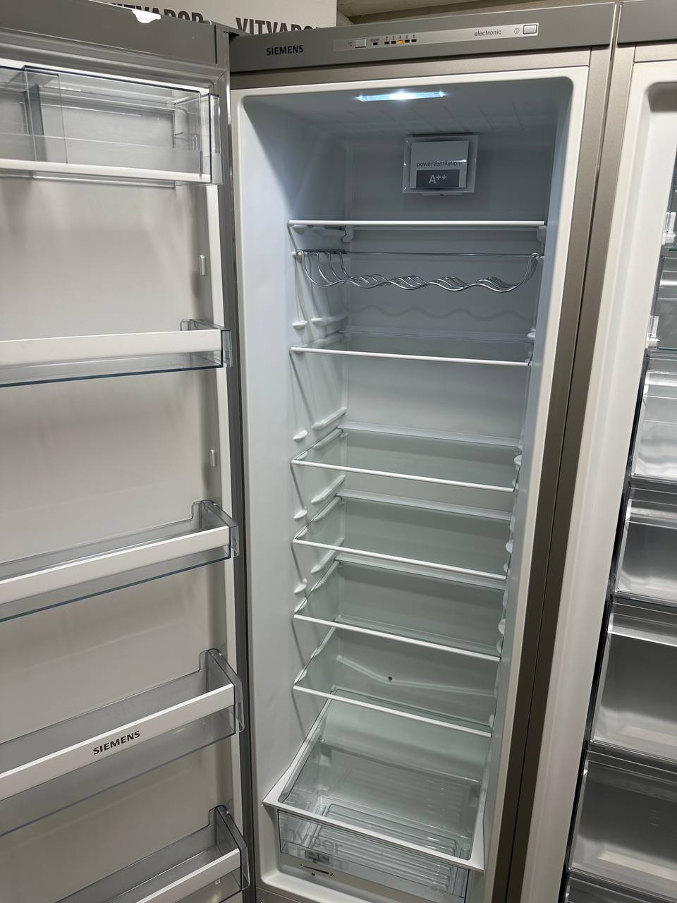 Begagnat Siemens kyl- och fryspaket KS36VVI30/07 + GS36NVI30/06 – 583 L, A++ - Bild 4