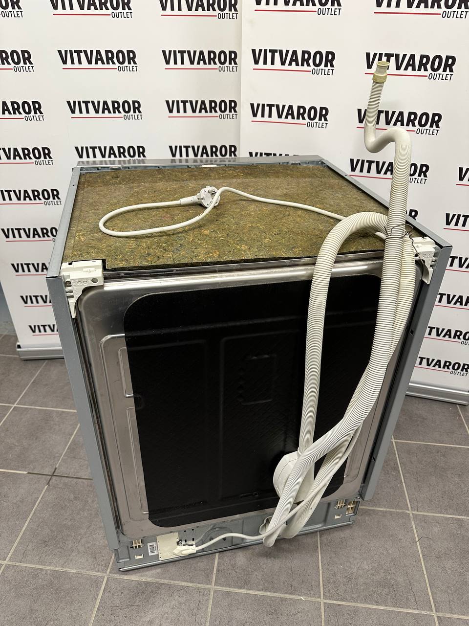 Begagnad Miele diskmaskin 60 cm baksida