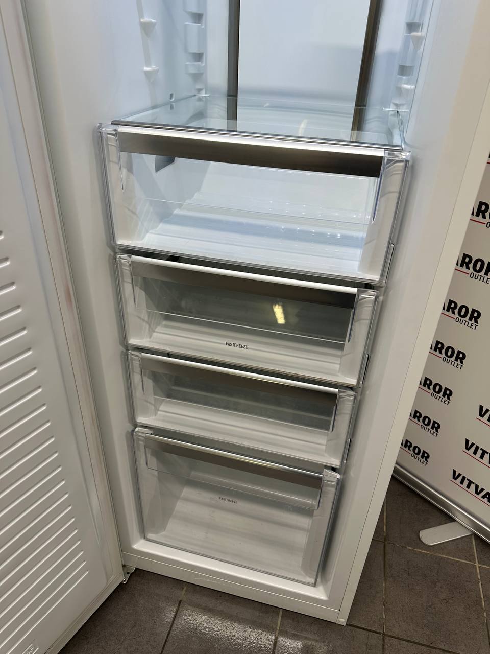 Electrolux frysskåp NoFrost med FastFreeze lådor
