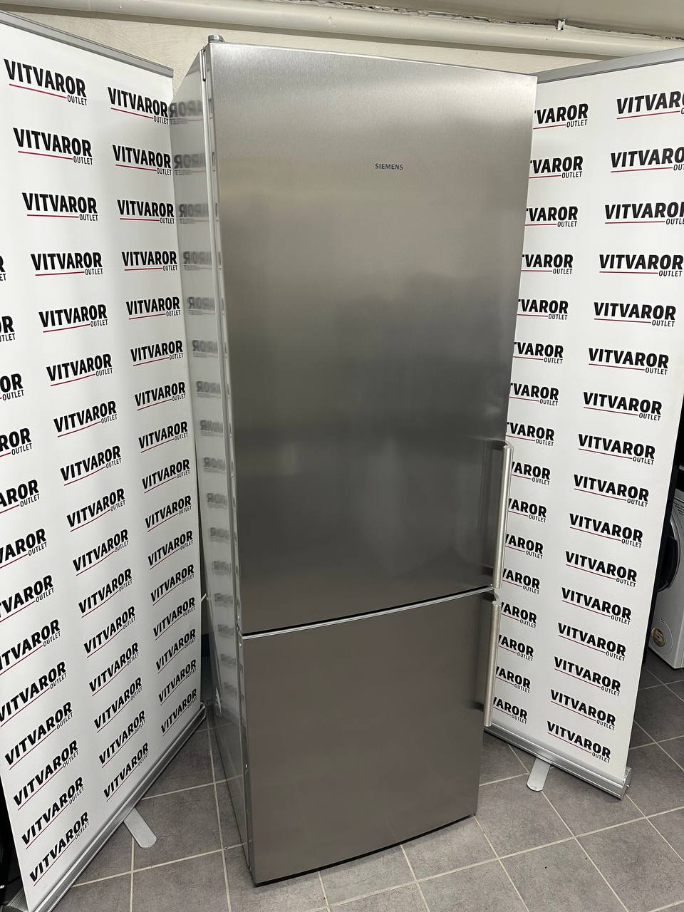 Begagnad Siemens KG49EBI40 kyl frys 200 cm i rostfritt stål